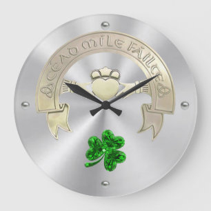 1000 begrüßt große wanduhr