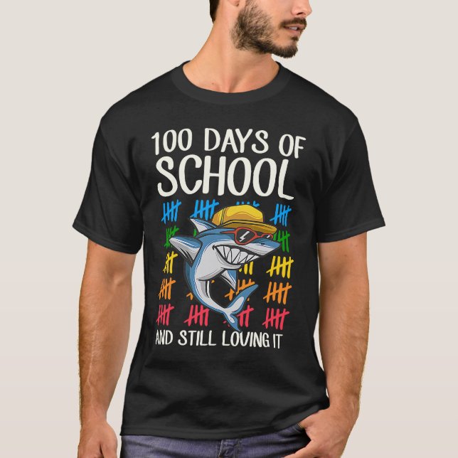 100 Days Of School And Still Loving It Cool Shark  T-Shirt (Vorderseite)