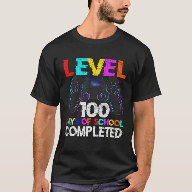 100 Days of School Completed Gamer Boy Level 100 C T-Shirt (Vorderseite)