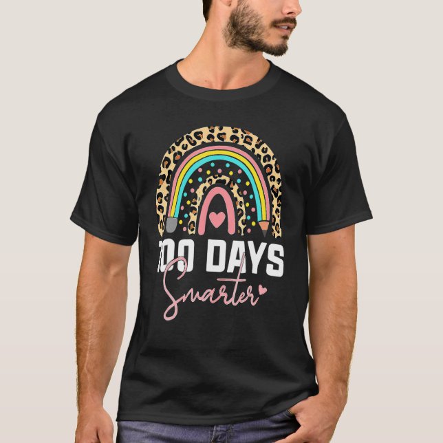 100 Days Smarter Happy 100th Day Of School Rainbow T-Shirt (Vorderseite)