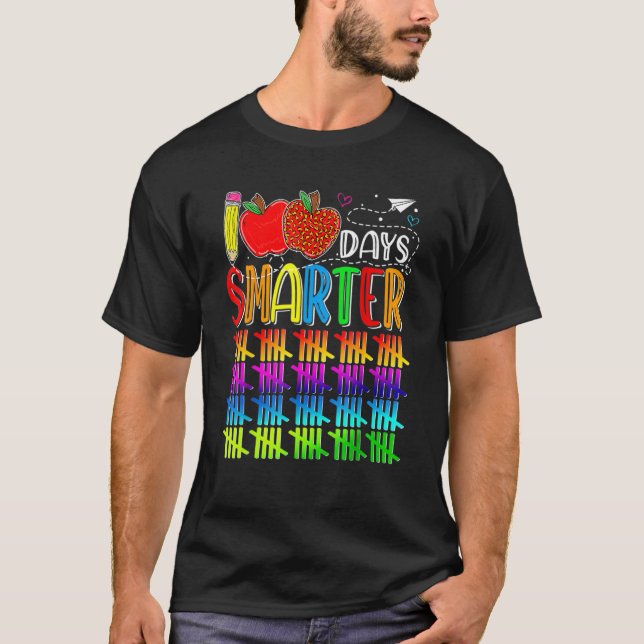 100 Days Smarter Happy 100th Day Of School Student T-Shirt (Vorderseite)