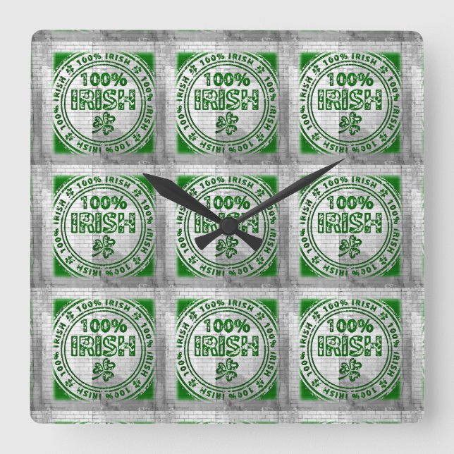 100 % der irischen Graffiti-Mauer Quadratische Wanduhr (Vorderseite)