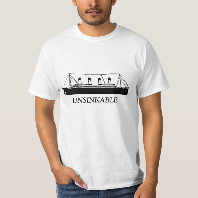 100 Jahre vom unsinkbaren titanischen T-Shirt (Vorderseite)