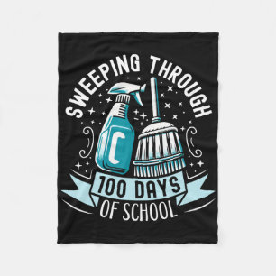 100 Tage der Schule Funny School Custodian Janitor Fleecedecke