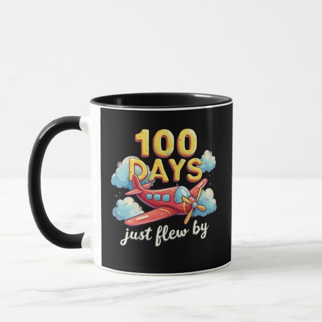 100 Tage fliegen mit dem Flugzeug 100 Tage Schulze Tasse (Links)