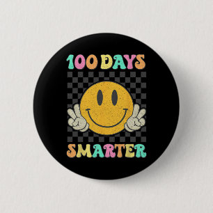 100 Tage intelligenter süße lächelnde Hippie-Gesic Button