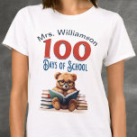 100 Tage Niedlicher Bärenleser in der Schule T-Shirt<br><div class="desc">Die 100 Tage der Schulbücher Lehrerarbeit ist der perfekte Weg, um einen Meilenstein im Schuljahr zu feiern. Mit seinem stilvollen, modernen Typografie-Design verleiht es jedem Klassenzimmer und jedem Mitarbeiterraum einen unterhaltsamen und einladenden Look. Dieses niedliche Design mit einem hübschen Teddybär, der neben einem Bücherstapel liest, ist speziell für Lehrer und...</div>
