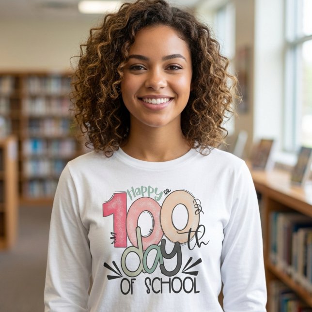 100 Tage Schulfeier Basic T-Shirt (Von Creator hochgeladen)