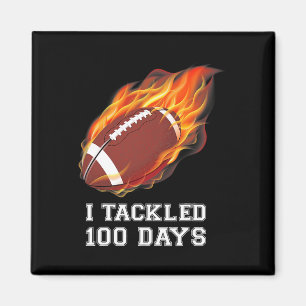 100 Tage Schulkostümfußballspielerinnen und -spiel Magnet