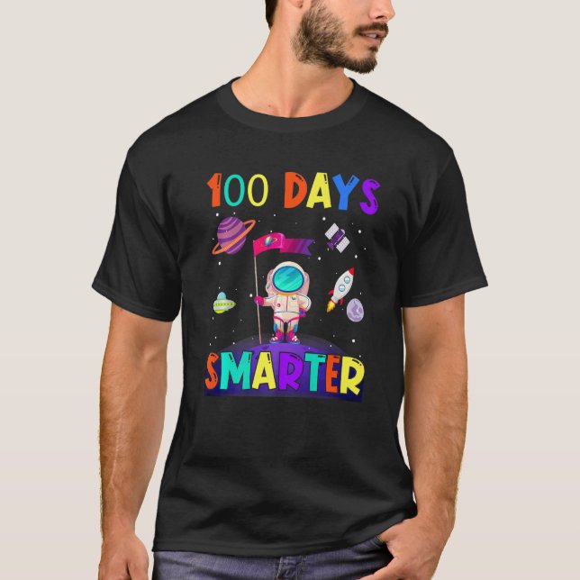 100th Day Of School 100 Days Smarter Books Space A T-Shirt (Vorderseite)