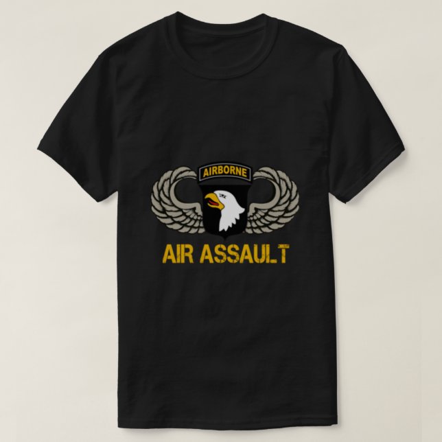 101. Im Flugzeug Division Air Assault T-Shirt (Design vorne)