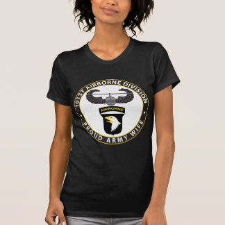 101st Im Flugzeug Ehefrau T-Shirt