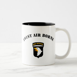 101st Im Flugzeug Insignien Zweifarbige Tasse