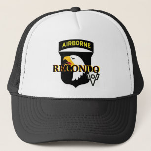 101st Im Flugzeug Recondo Hut Truckerkappe
