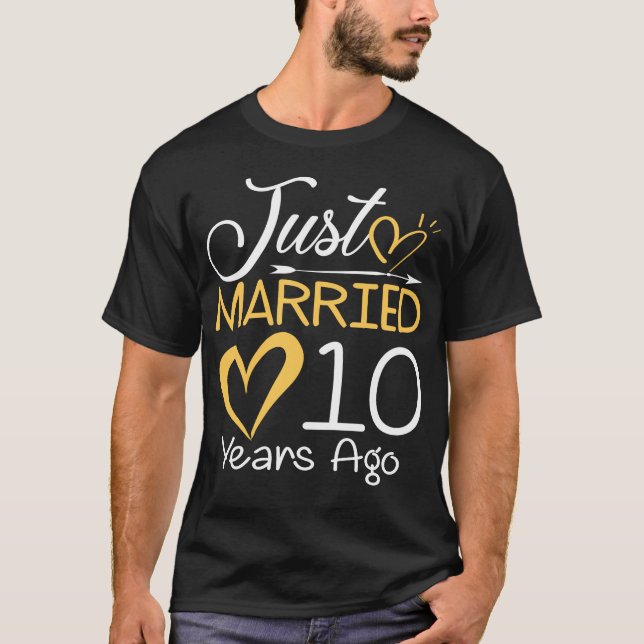 10. Hochzeitsfeier nur 10 Jahre verheiratet T-Shirt (Vorderseite)