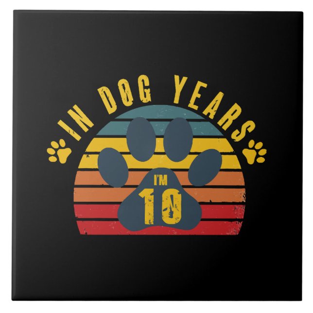 10 in Hundebahnen Fliese (Vorderseite)