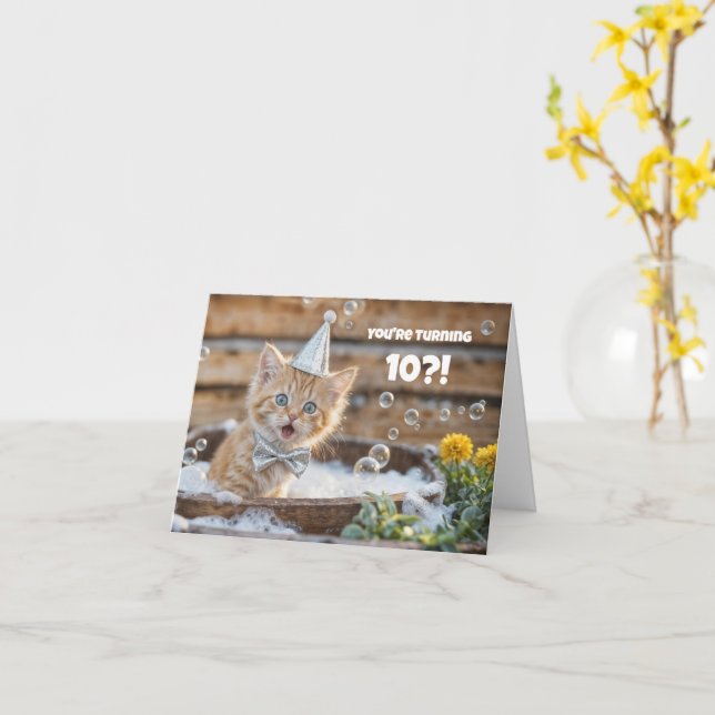 10th Birthday Cute and Funny Kitty in Bath Custom Karte (Gelbe Blume)