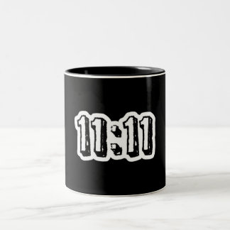 11:11 Uhr Zweifarbige Tasse