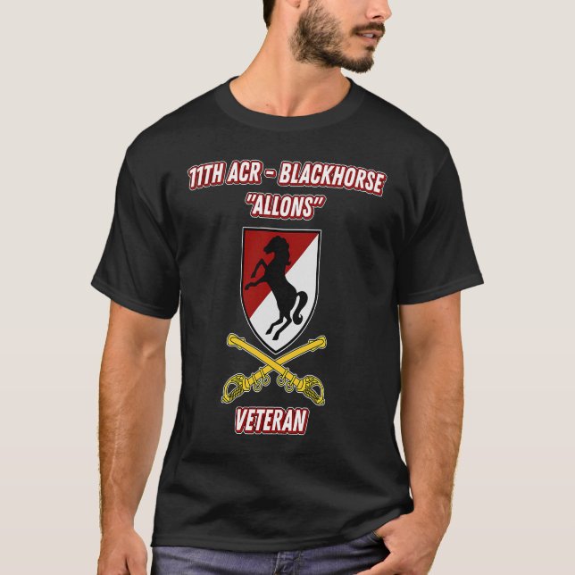 11. Armored Cavalry Regiment für 11. ACR Tierärzte T-Shirt (Vorderseite)