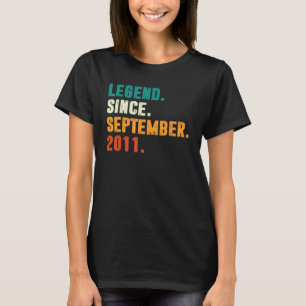 11 Jahre alter Geschenkspass Legende seit Septembe T-Shirt