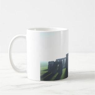 11-oz-Tasse mit "Stonehenge im Nebel"-Bild Kaffeetasse