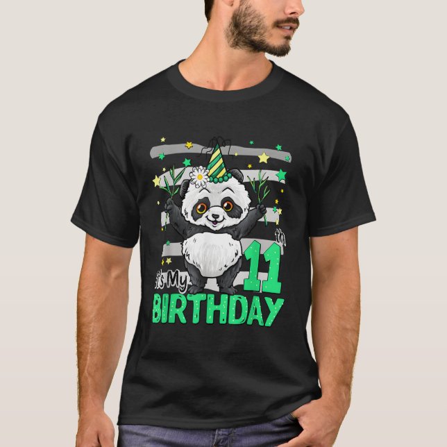 11 Panda 11. Panda T-Shirt (Vorderseite)