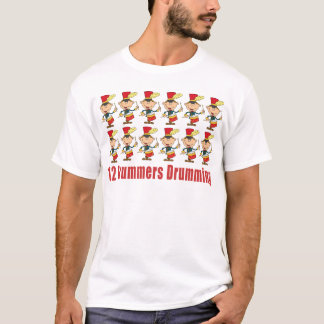 12 Schlagzeuger, die T - Shirts trommeln