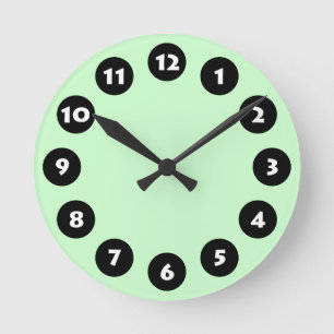 12 Spots - Black, White and Pale Green Runde Wanduhr