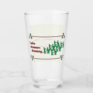12. Weihnachtstag – Zwölf Trommler trommeln Glas