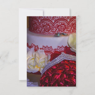 1304-Hochzeitstorte, Brautstrauß und Ringe Einladung
