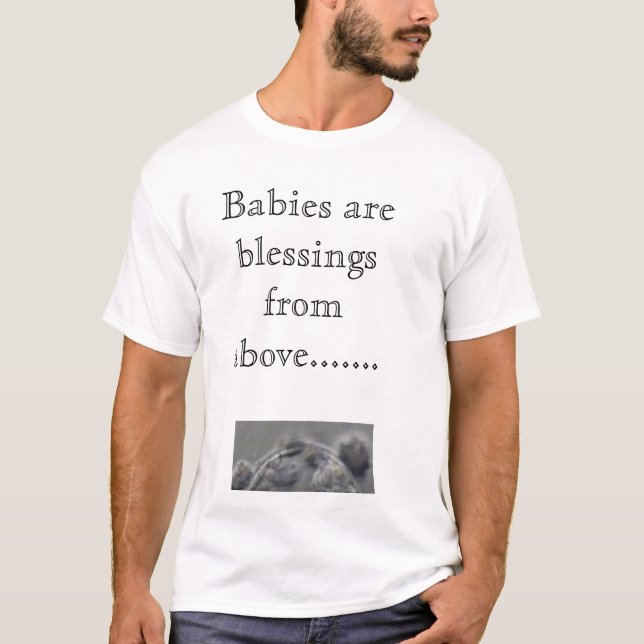 134479695, Babys sind Segen von oben genanntem T-Shirt (Vorderseite)