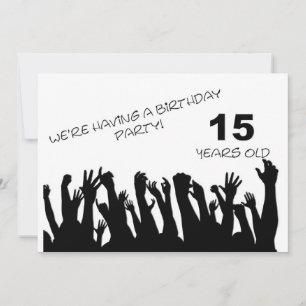 15. Party Einladung mit jubelnden Menschenmengen