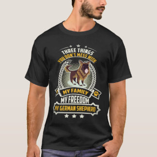 16 Drei Dinge, mit denen man sich nicht anlegt Mei T-Shirt