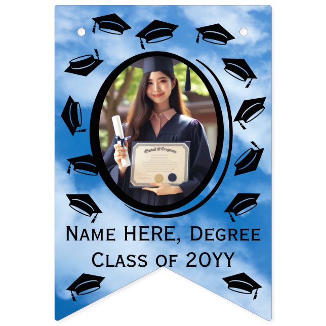 16-Foto Graduation Cap Throw in the Air, Blue Sky Wimpelkette (Erste Fahne)