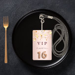 16. Geburtstag Rose goldrosa Sterne Ballonskript Ausweis<br><div class="desc">Ein modernes, stilvolles und glamouröses Abzeichen für die Sweet 16. Geburtstagsfeier eines Mädchens. Ein Imitat Rose Gold und rosa metallische Hintergrund mit Imitaten goldenen Sternen. Der Name ist mit einer modernen dunklen Rose goldfarbenen Handschrift geschrieben, die als Stilschrift dient. Mit dem Text: VIP Nummer 16 ist mit einem ballon Stil...</div>