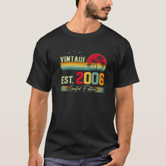 16 Jahre alte großartige Vintage 2006 Retro 16. Ge T-Shirt