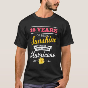 16 Jahre Sonnenschein gemischt mit einem kleinen H T-Shirt
