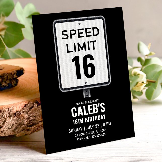 16th Birthday Speed Limit Black and White Sign Einladung (Von Creator hochgeladen)