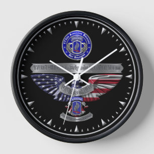 173. Veteranen der Luftlandebrigade Uhr