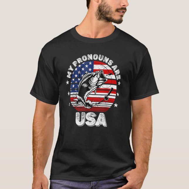 1776 My Pronouns Are USA Fishing Patriotic T-Shirt (Vorderseite)