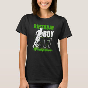 17 Jahre alt Fußball Geburtstagsparty Thema 17. T-Shirt