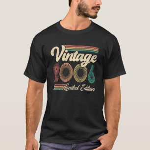 17 Jahre alt Vintag 2006 17. Geburtstag Retro T-Shirt
