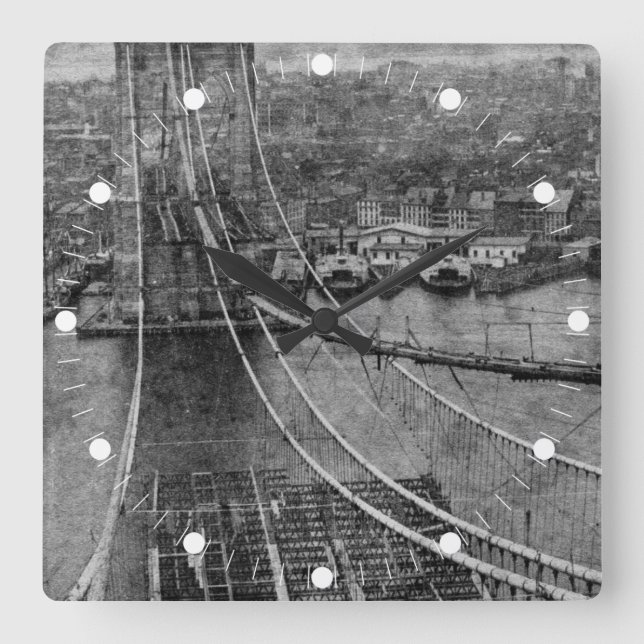1870s New- York CityBrooklyn-Brücken-Bau Quadratische Wanduhr (Vorderseite)