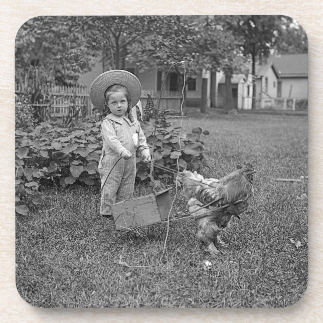 1880er Jahre Adorable Girl and Rooster Cart im Gar Getränkeuntersetzer (Vorderseite)
