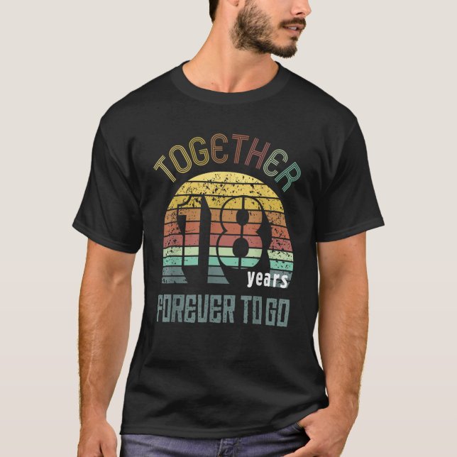 18th Years Wedding Anniversary Gifts For Couples M T-Shirt (Vorderseite)