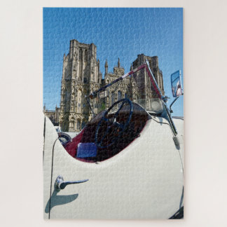1934 Riley 9 Lynx Tourer bei Wells Cathedral Puzzle