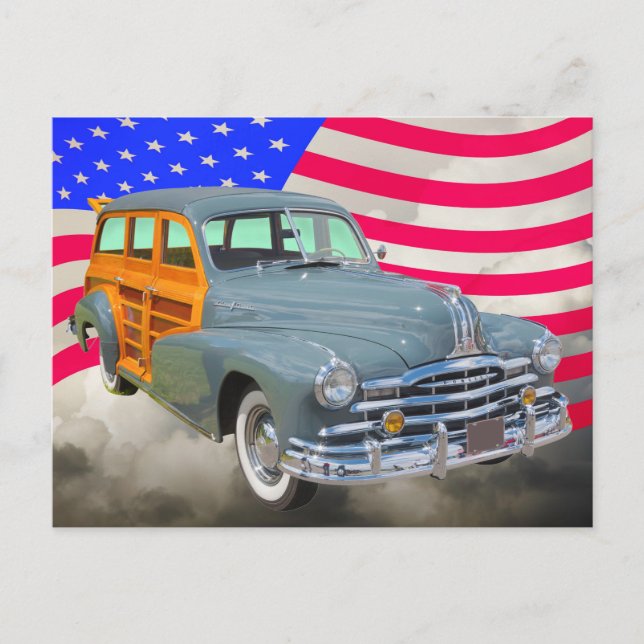 1948 Pontiac Silver Streak Woody und US-Flagge Postkarte (Vorderseite)