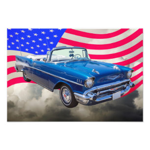 1957 Chevrolet Bel Air mit amerikanischer Flagge Fotodruck