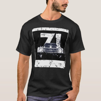 1971 Chevelle Grill View T Shirt Classic T - Shirt