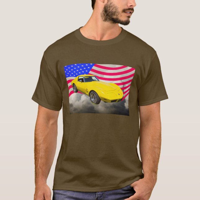 1975 Corvette Stingray mit amerikanischer Flagge T-Shirt (Vorderseite)